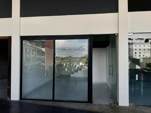 Local comercial en renta en Plaza Punta Palmeira | Segundo nivel