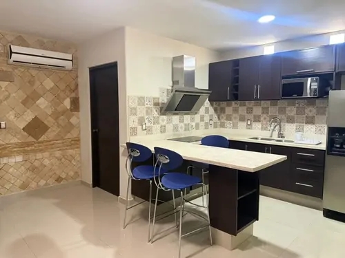 Departamento amueblado en renta en Sábalo Country Club